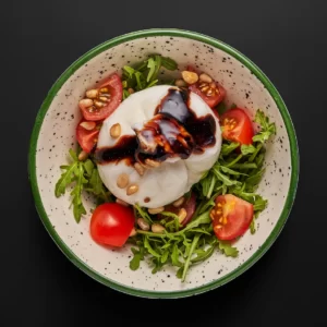 Буррата с рукколой, томатами черри