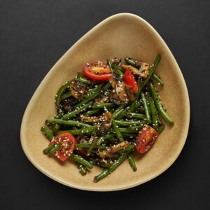 Стручковая фасоль с грибами